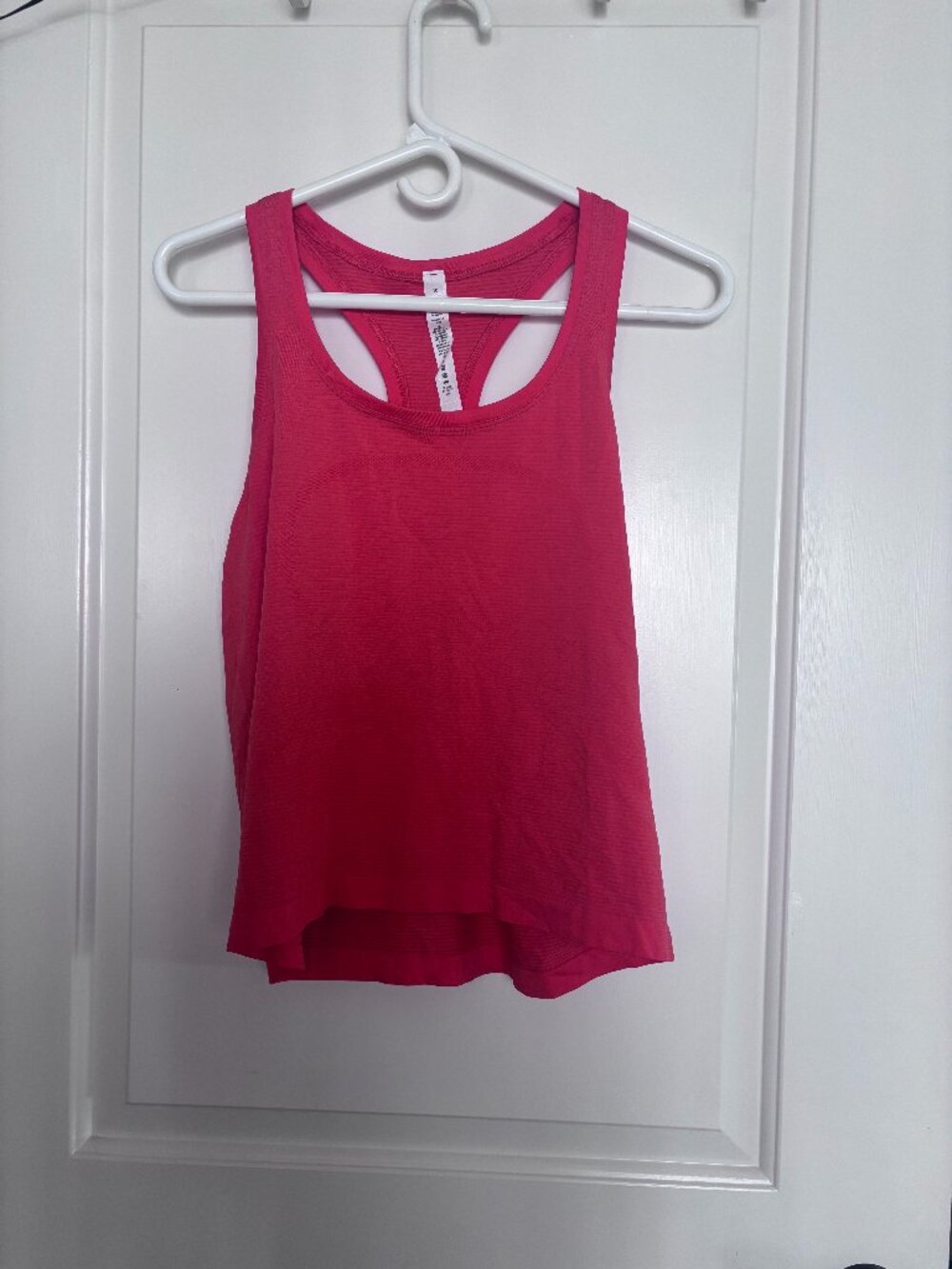 Pre-worn MINT Lululemon Women's Size 10 Red/Pink Tank Top